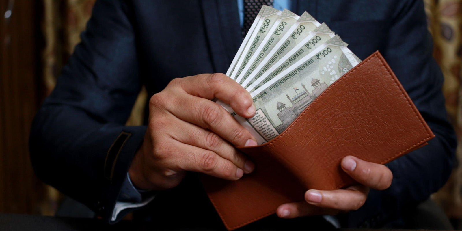 10 Money Mistakes You’re Still Making in Your 20s–30s (And How to Stop)